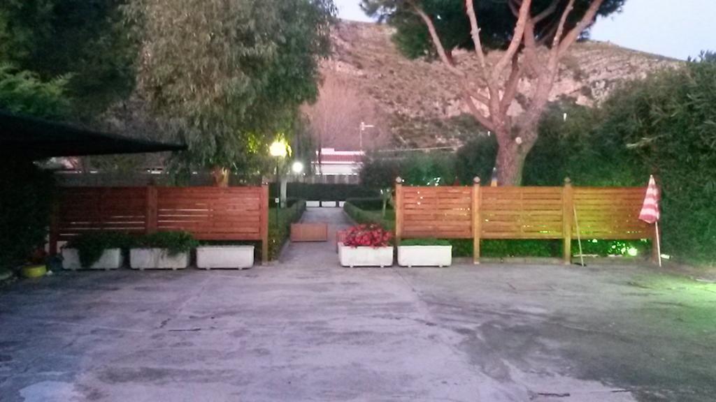 Rifa B&B Gaeta Esterno foto